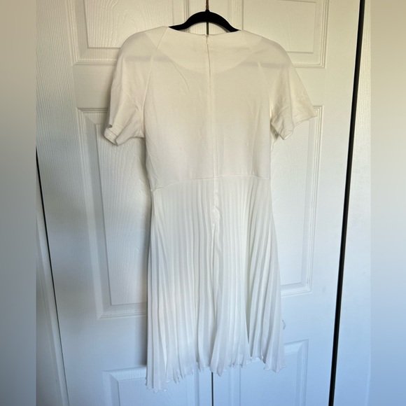 Women’s Dress - White - L - Picture 2 of 2